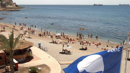 La playa de La Ribera en una foto de archivo.