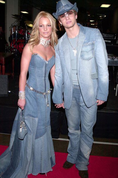 La pareja protagonizó uno de los looks más icónicos de los 2000.