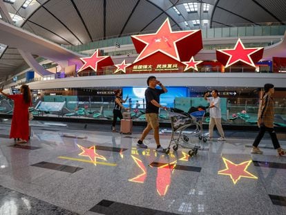 Viajeros en el aeropuerto Aeropuerto Internacional de Pekín-Daxing, el pasado 31 de agosto.