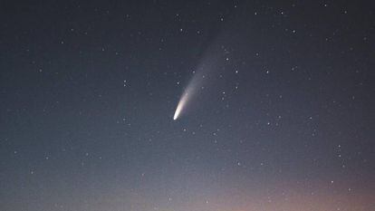 El telescopio James Webb encuentra agua en un cometa, y es todo un misterio
