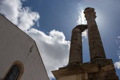 El dístylo romano de Zalamea de la Serena.