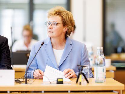 La presidenta de la misión de eurodiputados, Monika Hohlmeier.