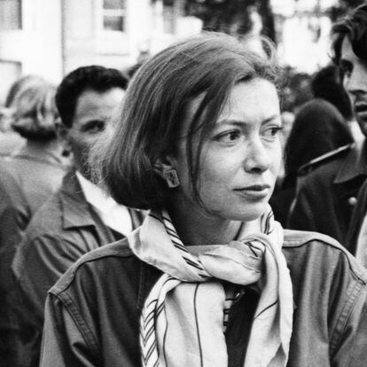 Writer Joan Didion covers a hippy rally in San Francisco in 1967.
