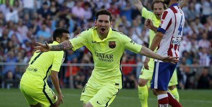 El delantero del FC Barcelona, Leo Messi, celebra un gol ante el Atl&eacute;tico de Madrid la temporada pasada.