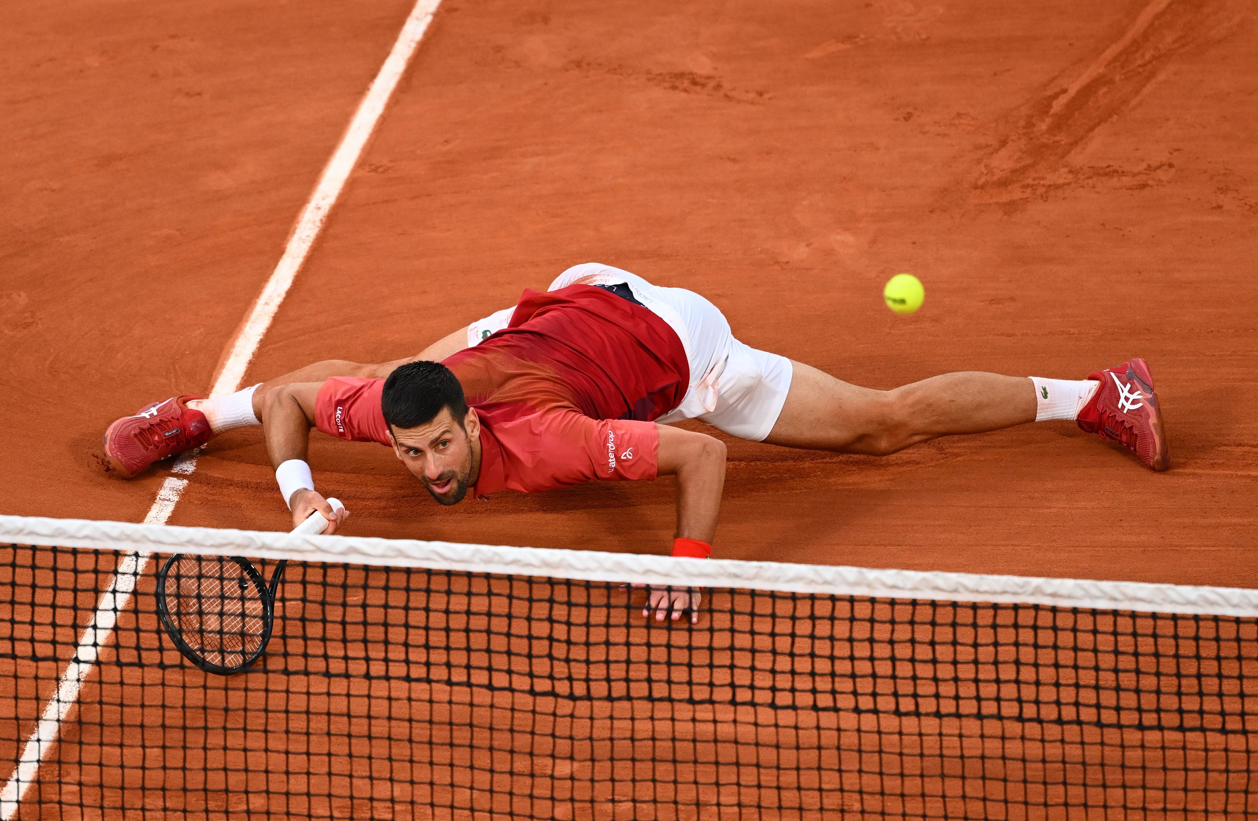 Así es Djokovic, el amigo de lo imposible