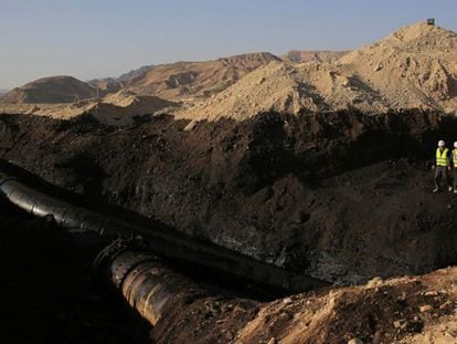 La fuga en un oleoducto causa el peor accidente medioambiental de Israel