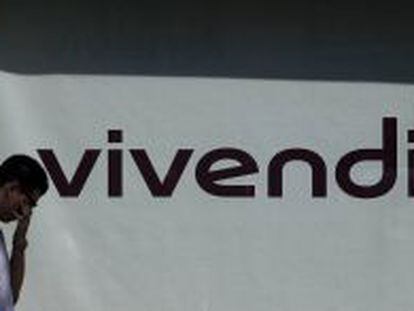 Imagen de la puerta de la sede de Vivendi en Par&iacute;s. 
