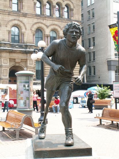 Estatua de Terry Fox en Ottawa.