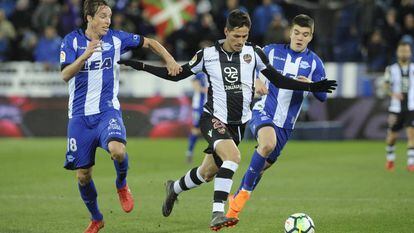 Pina y Martín tratan de detener a Lukic.