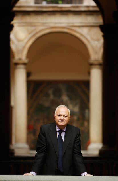 El ministro saliente de Asuntos Exteriores, Miguel Ángel Moratinos, en el Palacio de Santa Cruz de Madrid en una fotografiada fechada en septiembre de 2008.