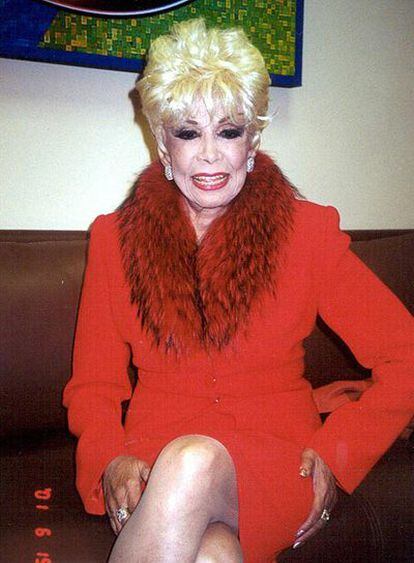 Dercy Gonçalves.