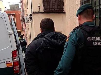 Imagen de uno de los arrestados por la Guardia Civil en la Operación Petunia.