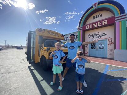 'Road trip' con paradas obligatorias, como esta en el emblemático Peggy Sue's en la Ruta 66, camino de Las Vegas.