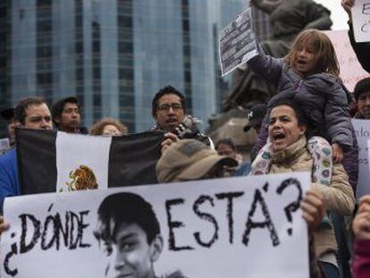 El joven es encontrado, desorientado, en el Estado de México, seis días después de su arresto