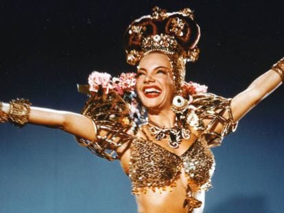 La cantante de samba Carmen Miranda.