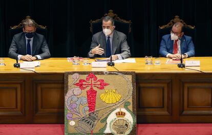 Felipe VI ha instado a inspirarse en los valores de la Ruta Xacobea para afrontar las actuales circunstancias ante la crisis por la pandemia del coronavirus porque “requieren reforzar los afectos entre personas, comunidades y naciones”.