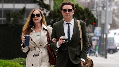 Danny Masterson y su esposa, Bijou Phillips, a su llegada al tribunal de Los Ángeles el 17 de mayo.