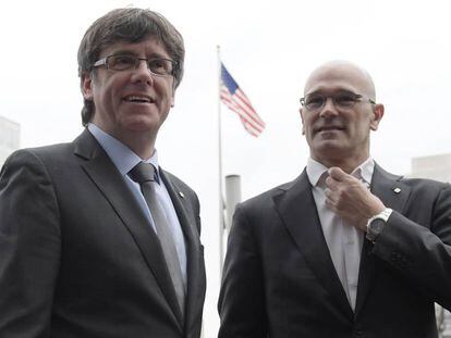 Carles Puigdemont i Raül Romeva, durant una visita a Washington DC, el 2017.