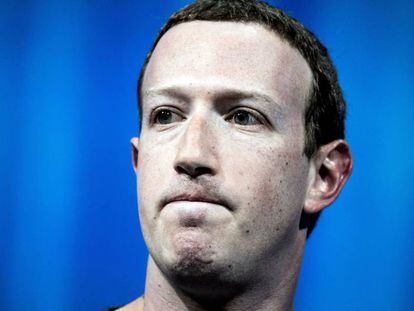 El fundador de Facebook, Mark Zuckerberg, durante su participaci&oacute;n en la Convenci&oacute;n VivaTech en Par&iacute;s este jueves.
