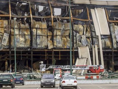 Fachada del edificio de la planta principal de Campofr&iacute;o, de Burgos, tras el incendio del 16 de noviembre.