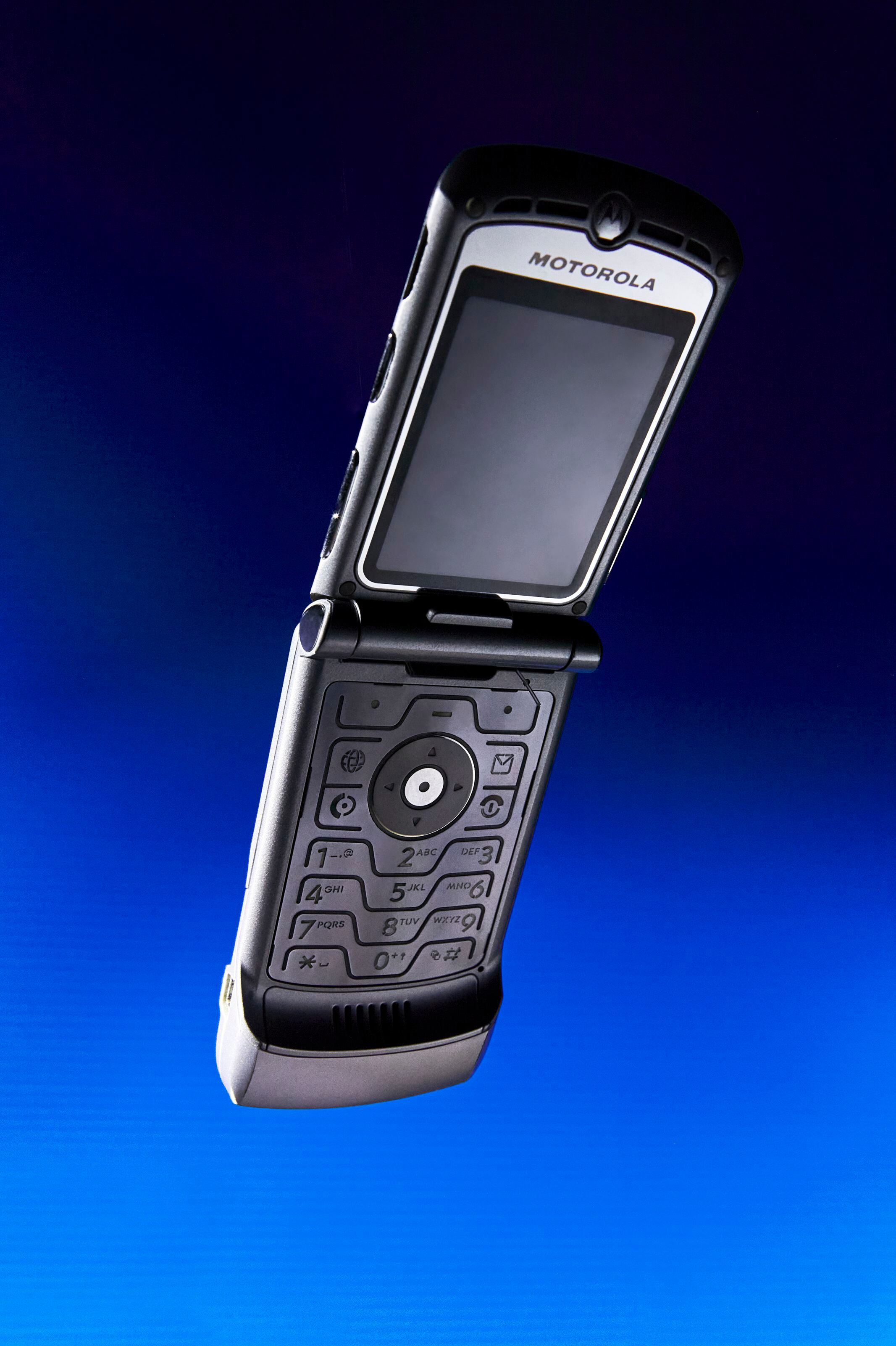 Motorola V3 (2004). 