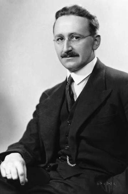 El economista Friedrich Augustus Von Hayek, en torno a 1940.