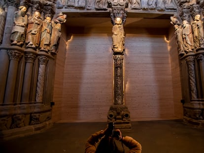 Reinauguración de las visitas del Pórtico de la Gloria de la catedral de Santiago tras permanecer cerrado por la pandemia en pleno año Santo, Xacobeo 2021.
Óscar Corral
14/4/21