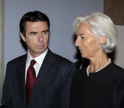 El ministro de Industria, José Manuel Soria y la directora gerente del Fondo Monetario Internacional (FMI), Christine Lagarde. EFE/Archivo