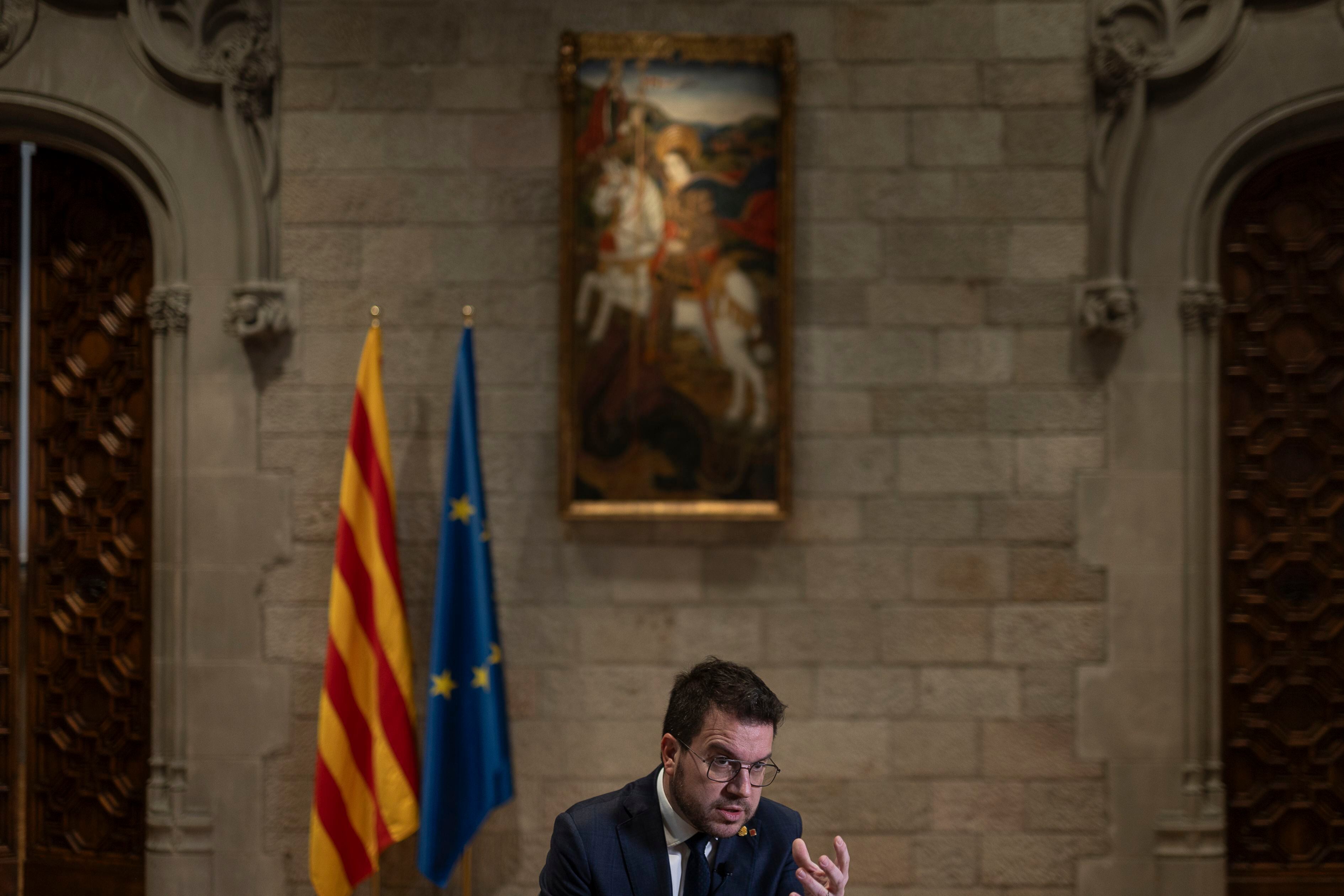 El presidente Aragonès responde una pregunta.