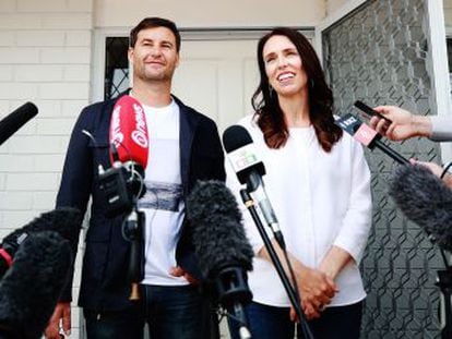 Jacinda Ardern, que tomará seis semanas de permiso, criticó en campaña que le preguntaran por la maternidad