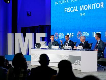 Vitor Gaspar durante la presentación del informe fiscal del FMI.