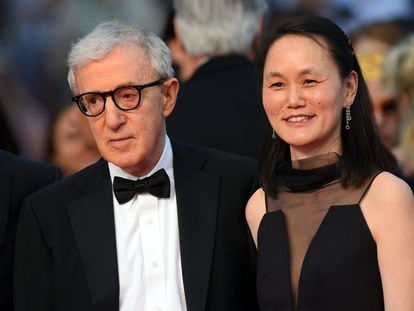 Woody Allen y Soon Yi, en Cannes en 2015.