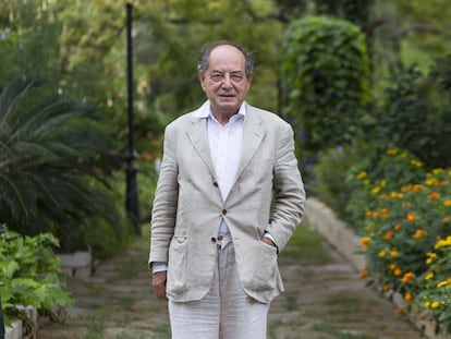 Roberto Calasso, retratado en 2016 al recibir el Premio Formentor de las Letras en Pollença (Mallorca).