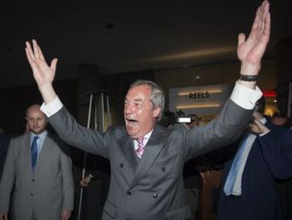 Los partidarios de dejar la UE obtienen un 52% de las papeletas, por un 48% los que optaron por quedarse