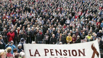 Pensionistas durante una concentración en Bilbao.
