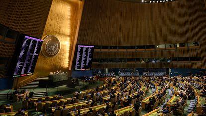 Vista general del hemiciclo de la sede de la ONU en Nueva York durante una reunión de la Asamblea General el 12 de octubre de 2022.