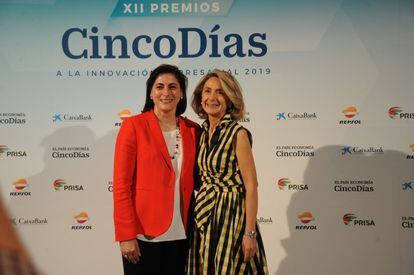 María Luisa Martínez, de CaixaBank, y Begoña Elices, de Repsol.