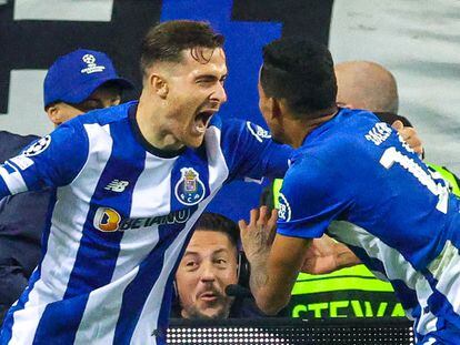 Galeno (13) (R) of FC Porto scores a goal and celebrates 1-0 with Toni Martinez during the UEFA Champions League, Round of 16 1st leg football match between FC Porto and Arsenal on 21 February 2024 at Estadio do Dragao in Porto, Portugal - Photo Nigel Keene / ProSportsImages / DPPI
AFP7 
21/02/2024 ONLY FOR USE IN SPAIN