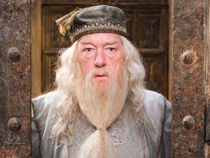 Michael Gambon, en la piel de Dumbledore, en un fotograma de una de las películas de 'Harry Potter'.