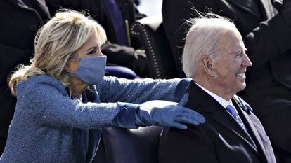 Joe Biden y su esposa, Jill, durante la ceremonia de toma de posesión de la presidencia de Estados Unidos, el pasado 20 de enero en Washington.