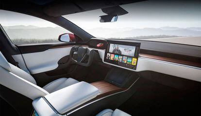 El interior del nuevo Tesla Model S Plaid