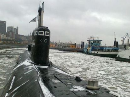 El B-515 en el puerto de Hamburgo.