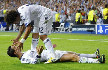 Cristiano Ronaldo celebra su gol con Marcelo.