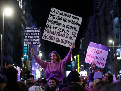 Manifestantes en el 8-M de Madrid.
