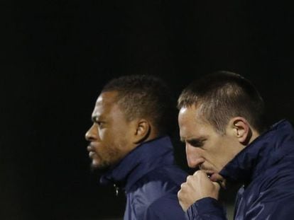 Evra y Rib&eacute;ry en el &uacute;ltimo entrenamiento de Francia