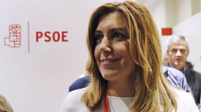 Susana D&iacute;az tras la reuni&oacute;n del Comit&eacute; Federal del PSOE donde se acord&oacute; la abstenci&oacute;n.