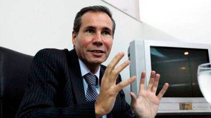 En foto, el fiscal argentino Alberto Nisman, en una imagen de 2013. En vídeo, tráiler del documental sobre El caso Nisman.