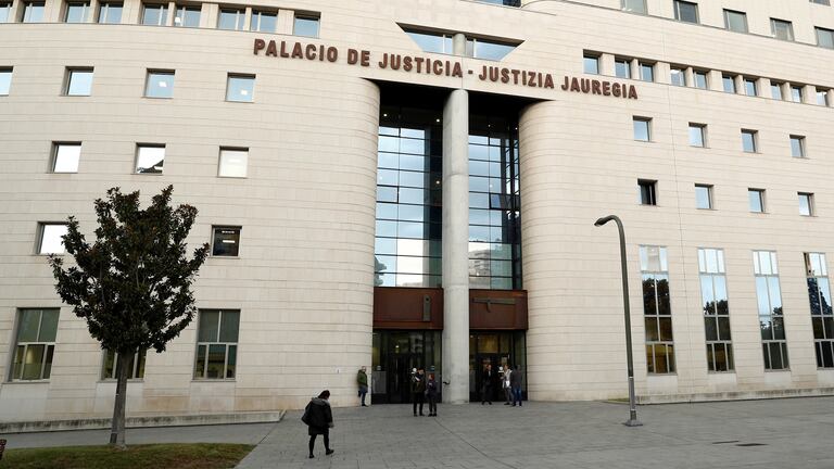 Fachada del Palacio de Justicia de Navarra.