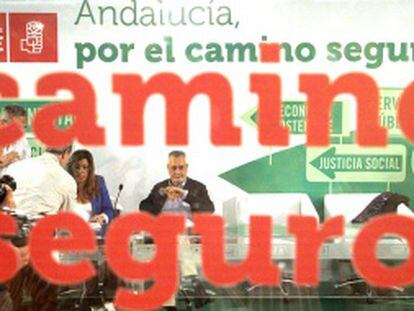 Susana D&iacute;az y Jos&eacute; Antonio Gri&ntilde;&aacute;n en la reuni&oacute;n del Comit&eacute; Director de los socialistas el pasado 9 de mayo.