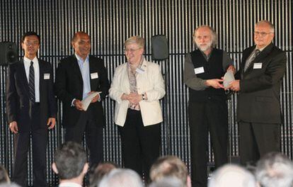 Algunos de los ganadores de los Premios Inventor Europeo de 2010, en Madrid.